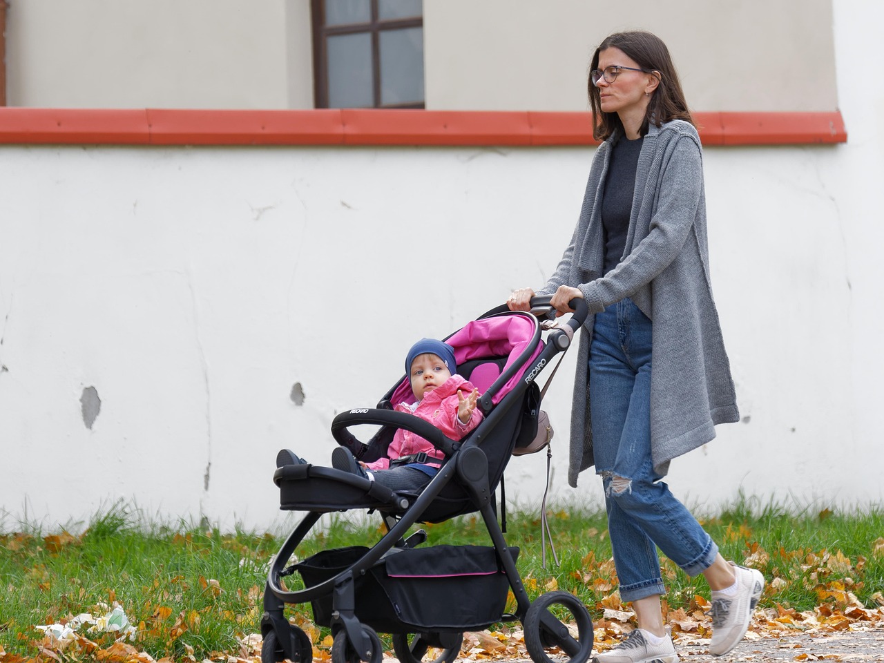 entdecken sie den besten kinderwagen für neugeborene im jahr 2025. unsere sorgfältig ausgewählten empfehlungen kombinieren sicherheit, komfort und stil, um die perfekten ausflüge mit ihrem baby zu gewährleisten.